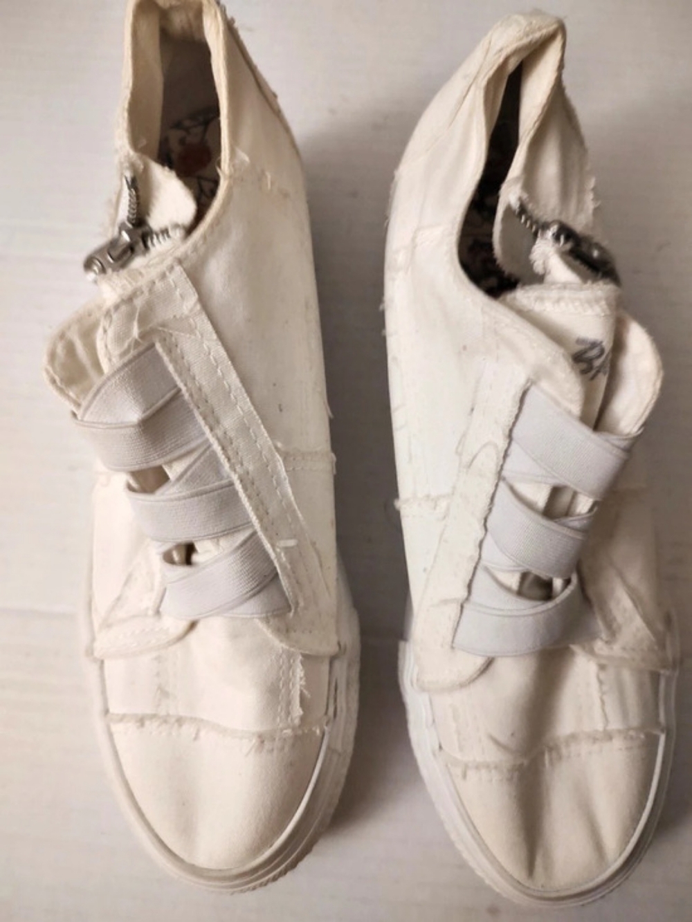 Blowfish Malibu Mamba Hidden Wedge Sneakers